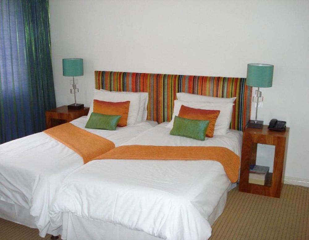 Lady Hamilton Hotel Кейптаун Номер фото